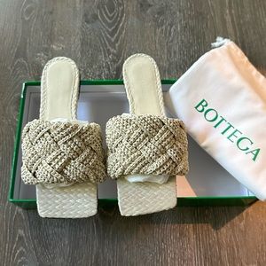 Bottega Veneta Lido Sandal Maxi Tubolare Intreccio Raffia White Sandals